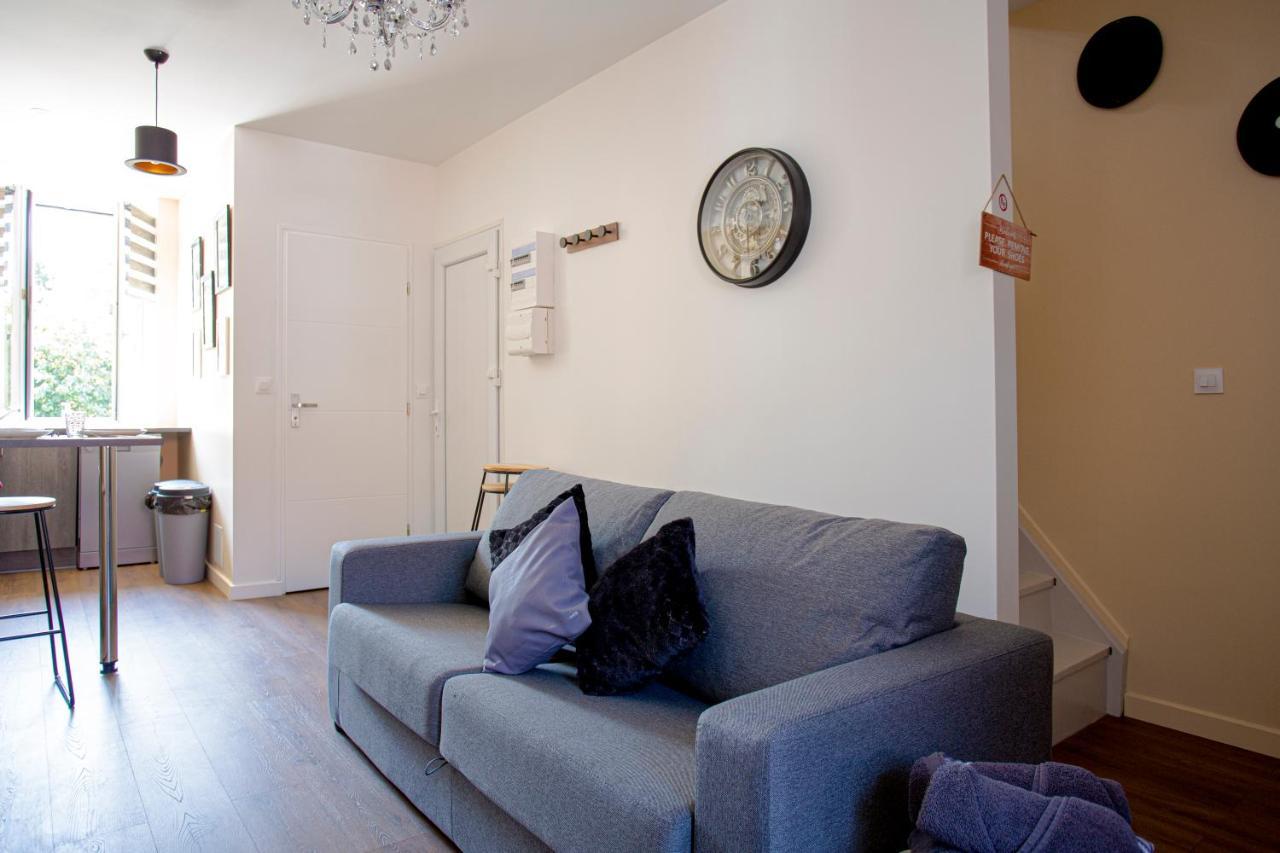 Ideal Pro & Couple - 2 Logements Theme Boho Chic Rdc & Dandy 1Er Etage - Quartier Calme - Jardin - Wifi Hd - Smart Tv - Parking Gratuit - Proche Centre & Transports - Ask Home Valenciennes Bagian luar foto