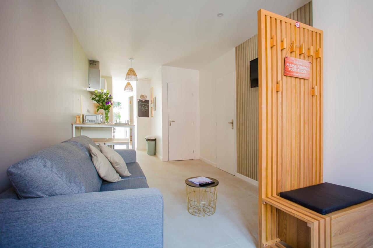 Ideal Pro & Couple - 2 Logements Theme Boho Chic Rdc & Dandy 1Er Etage - Quartier Calme - Jardin - Wifi Hd - Smart Tv - Parking Gratuit - Proche Centre & Transports - Ask Home Valenciennes Bagian luar foto
