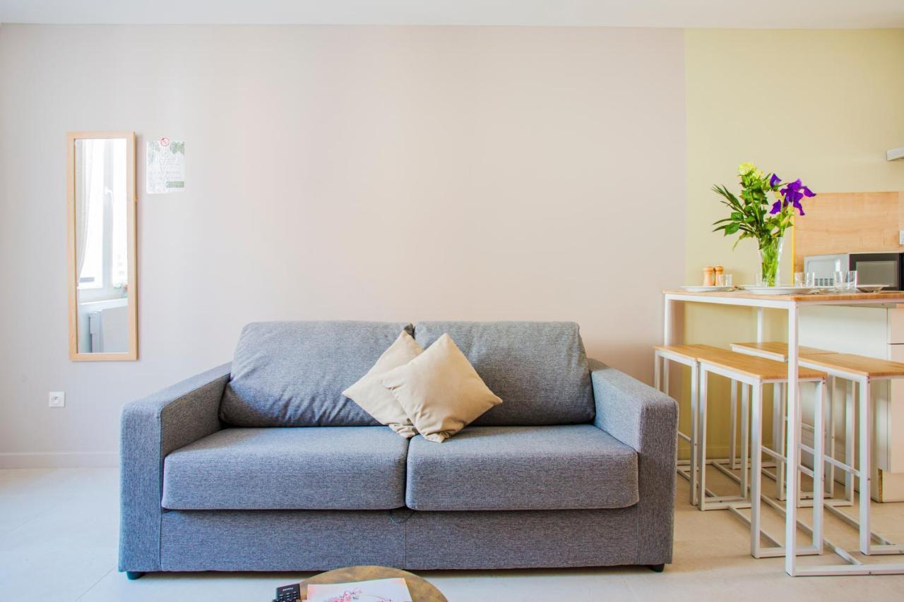 Ideal Pro & Couple - 2 Logements Theme Boho Chic Rdc & Dandy 1Er Etage - Quartier Calme - Jardin - Wifi Hd - Smart Tv - Parking Gratuit - Proche Centre & Transports - Ask Home Valenciennes Bagian luar foto